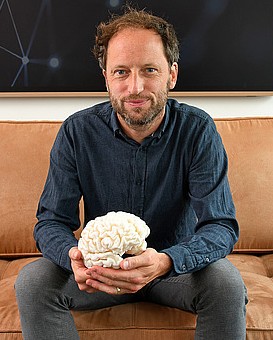 Prof. Dr. Tim Kietzmann